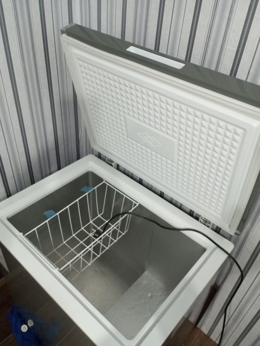 Продаю морозильную камеру