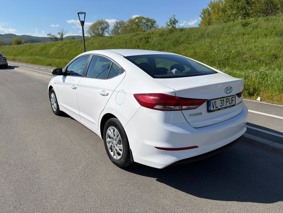 Hyundai Elantra 2018