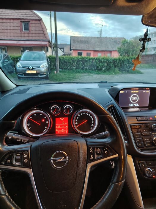 OPEL Zafira 2013 — imagine 3