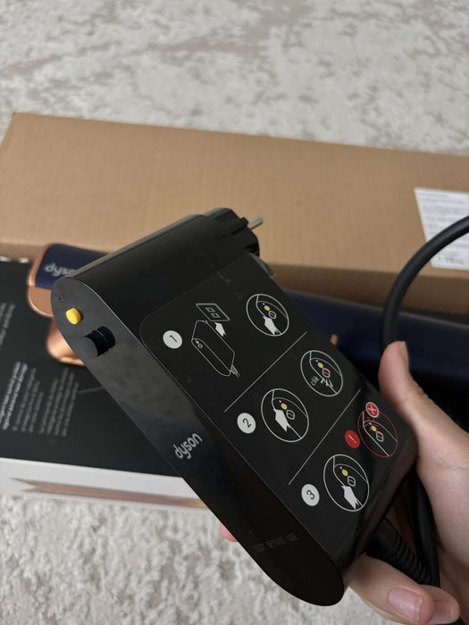 Dyson airstrait фен-выпрямлитель