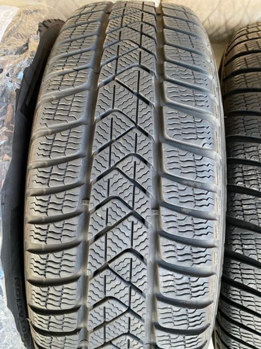 vand jante originale Bmw X1 pe 17” cu anvelope de iarnă