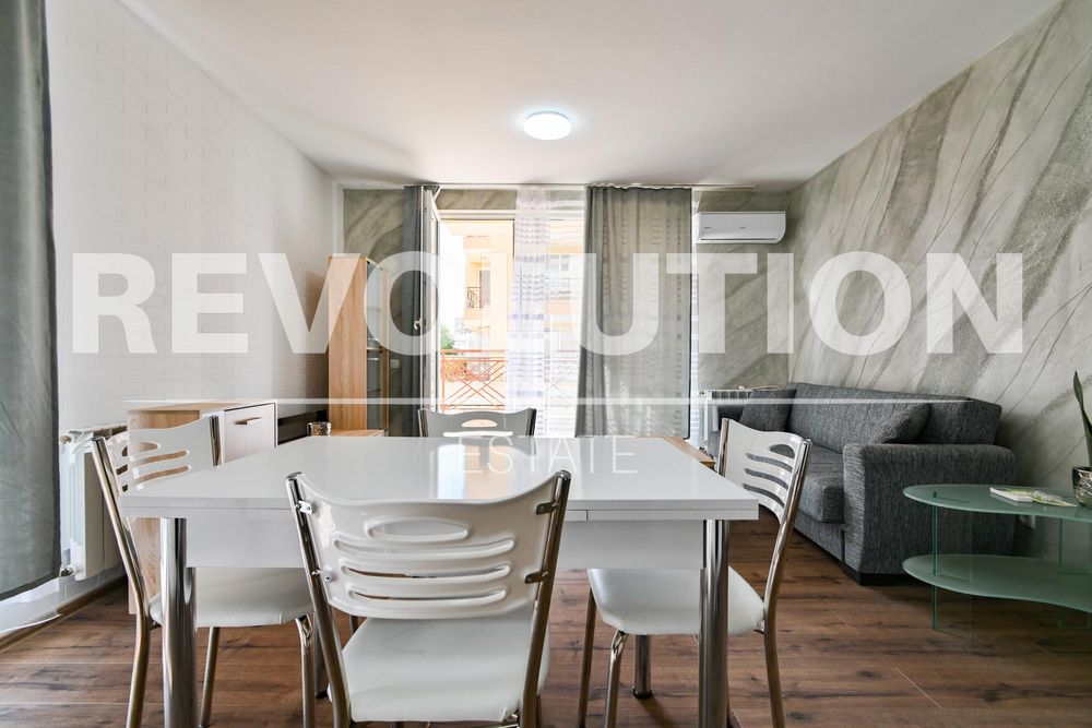 Дава се под наем Двустаен апартамент в София, Надежда 2 - 100 кв.м за 450 € - Снимка #1