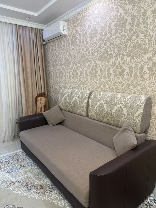 Продам б/у диван