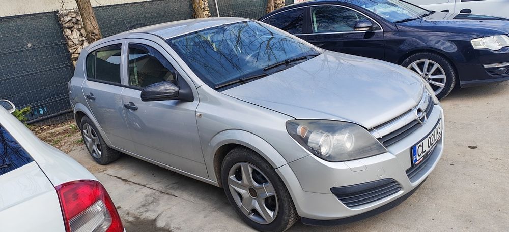 Vând Opel Astra H
