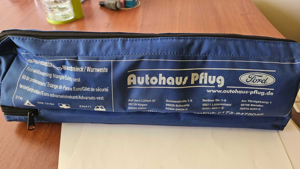 Авариен комплект за кола