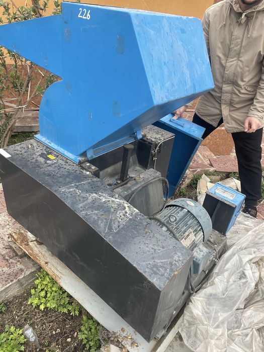 Дробилка для пластика