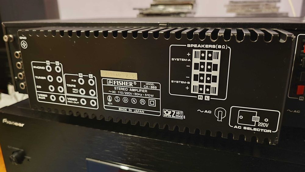 Amplificator stereo Fisher CA-869 bijuterie rară cu sunet cristal