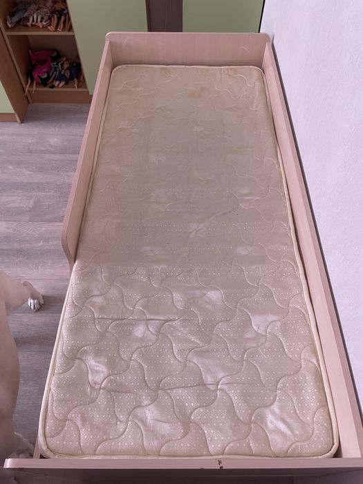 Продам кровать детскую