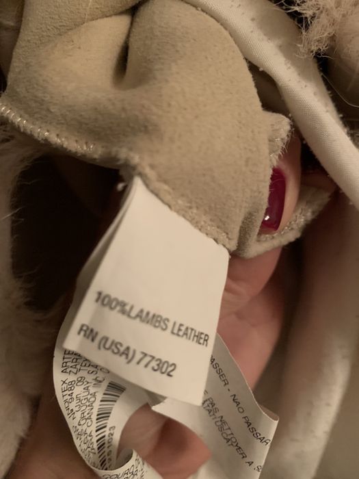 Палто от естевена агнешка кожа на Zara