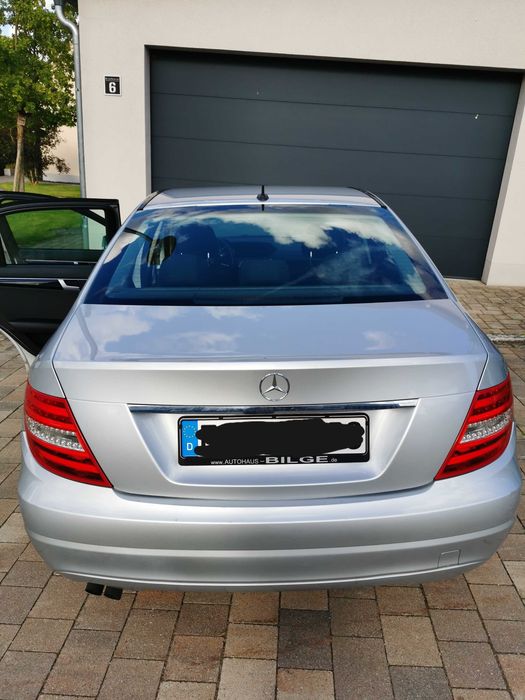 MERCEDES-BENZ C-Class 2011 — imagine 2