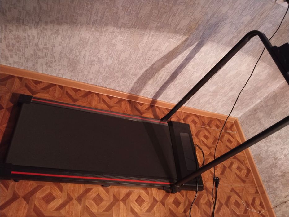 Продам беговую дорожку