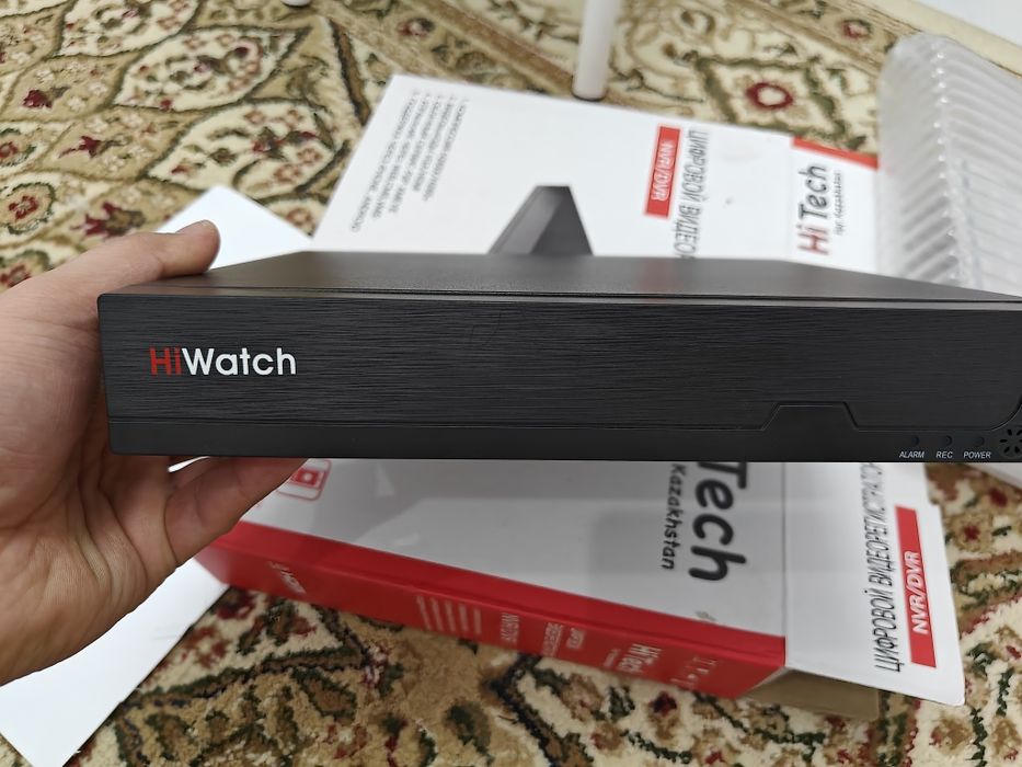 Hiwatch регистратор