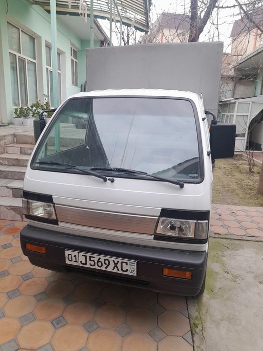 Лабо прадаетсия авто