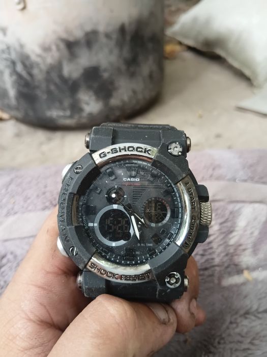 Продам часы Casio