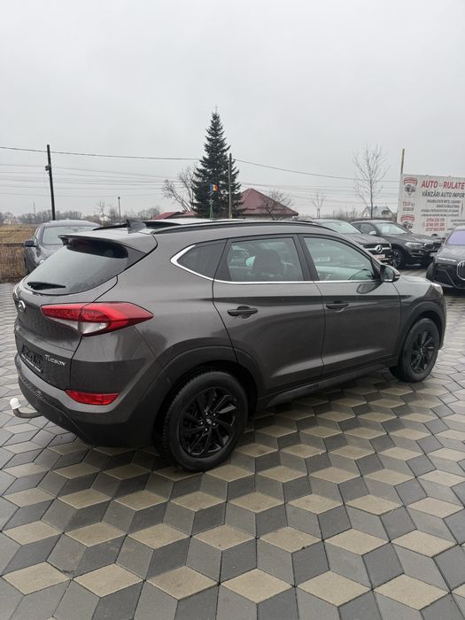 Hyundai Tucson,1700cc,diesel,An 2016,euro6,Km 242000.
