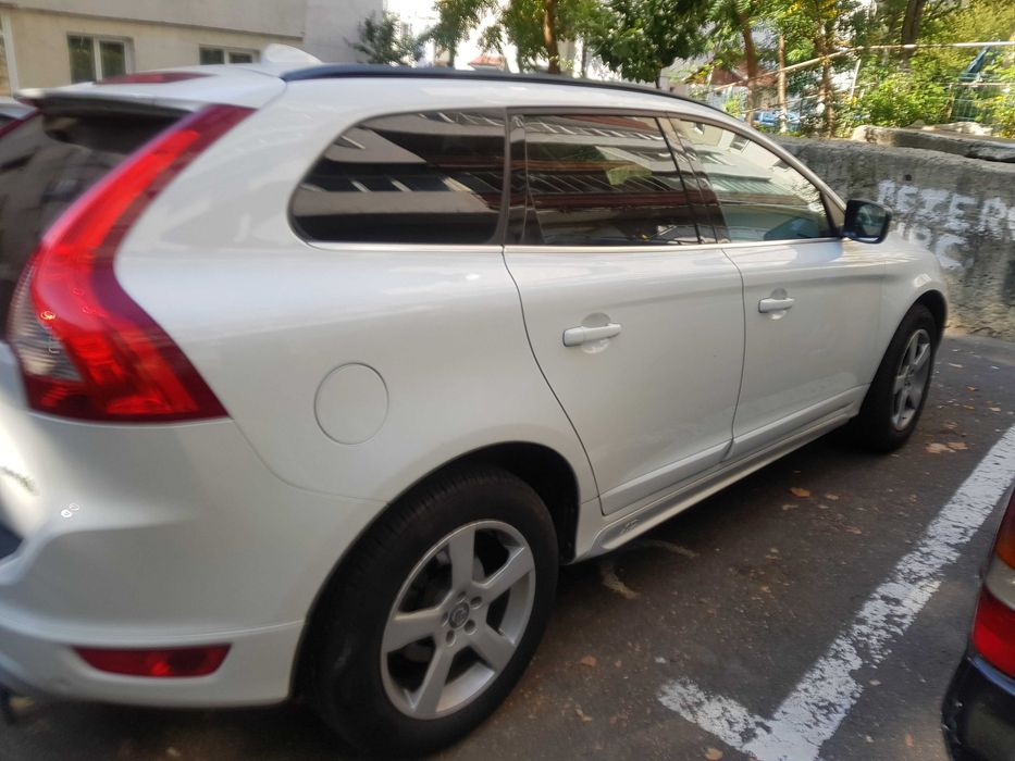 Schimb cu 4×4,preț 8500 euro