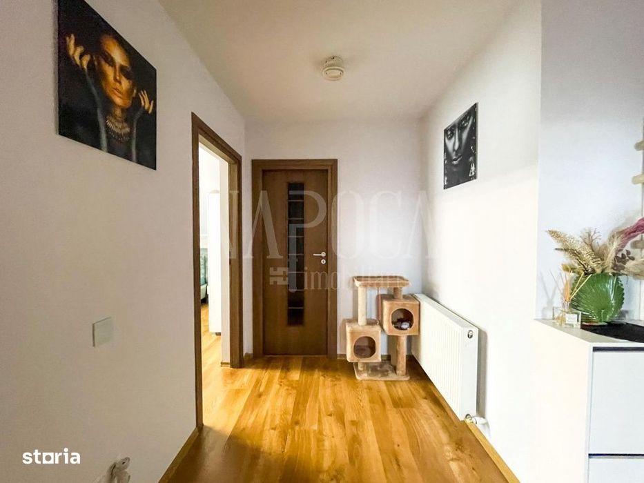 Apartament 3 camere de vanzare in Floresti