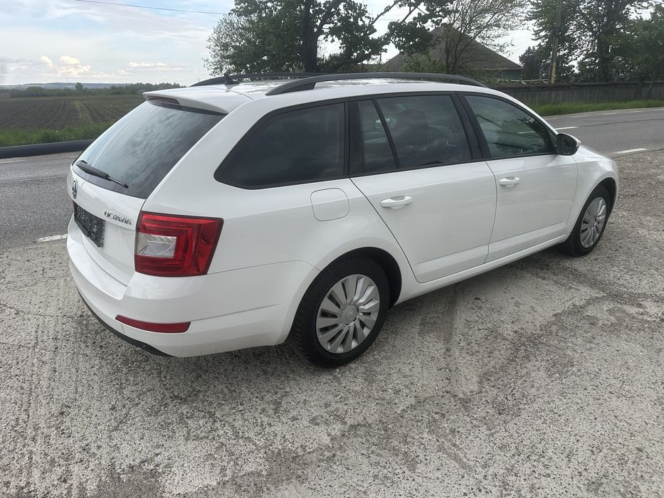 SKODA Octavia 2015 — imagine 3