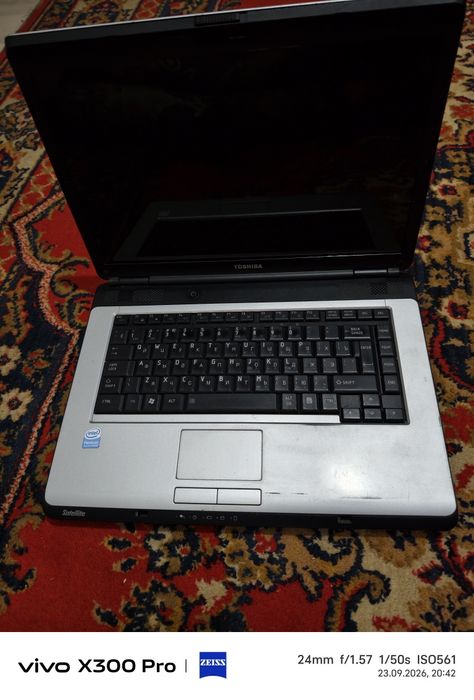 Ноутбук Toshiba l300