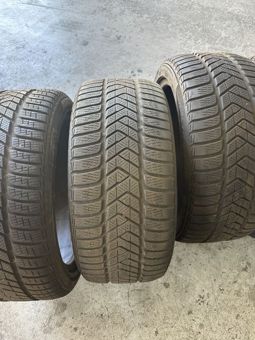 Anvelope Pirelli Sottozero 245 40 18