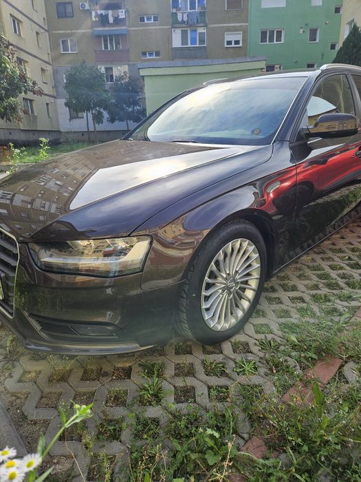 Vând Audi B8 A4 AVANT