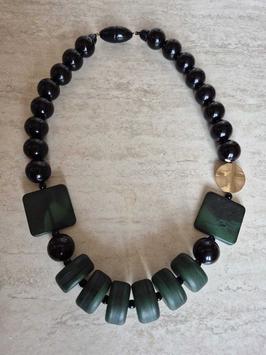 Colier fashion  - verde sau mov