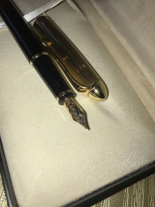 Позлатена писалка Aurora 14k