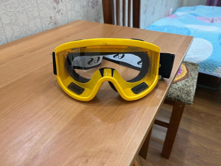 Очки защитные , закрытые