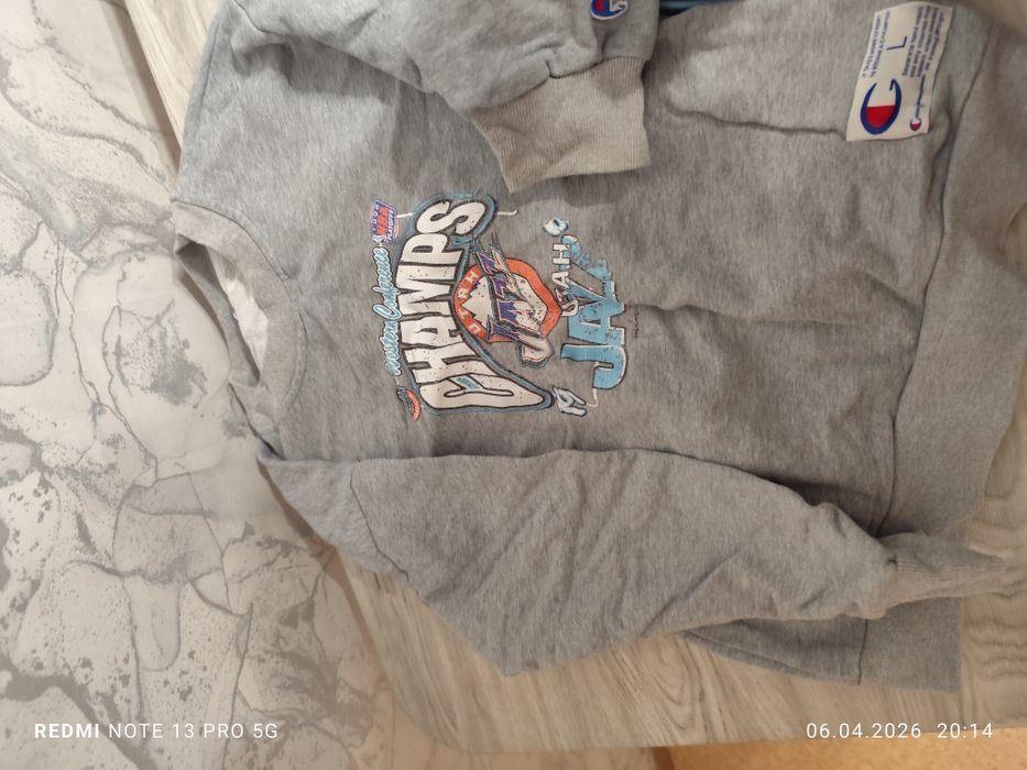 Отдам вещи на мальчика 11-12 лет