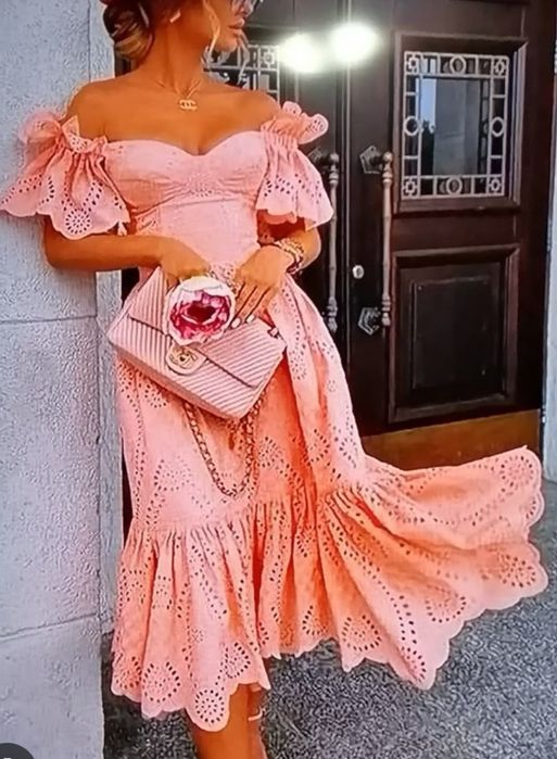 Нова рокля стряхотен модел