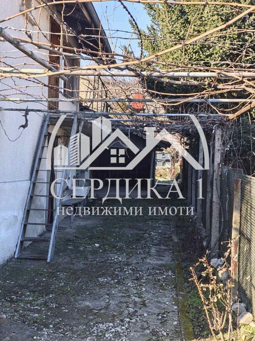 Къща в Кюстендил, област-с.Блажиево