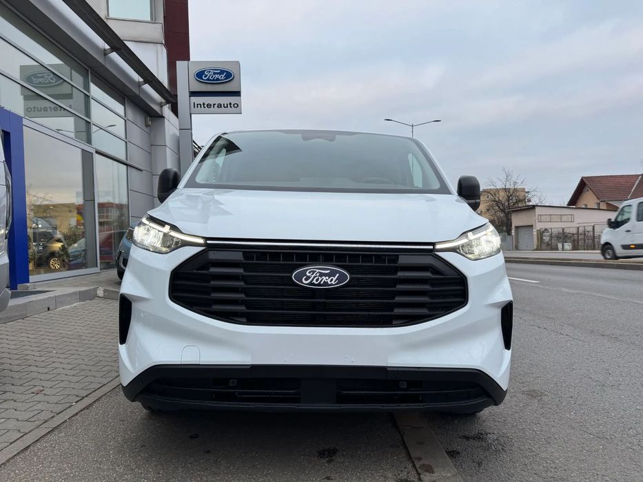 Ford Transit Custom VAN Ford Transit Custom Van 320L (L2H1) Trend 2.0L Panther 136 CP A8