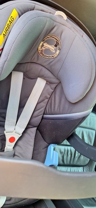 Scoica Cybex Aton 5  cu baza Isofix