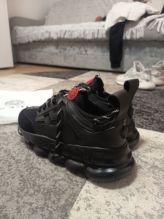 Versace Chain Reaction