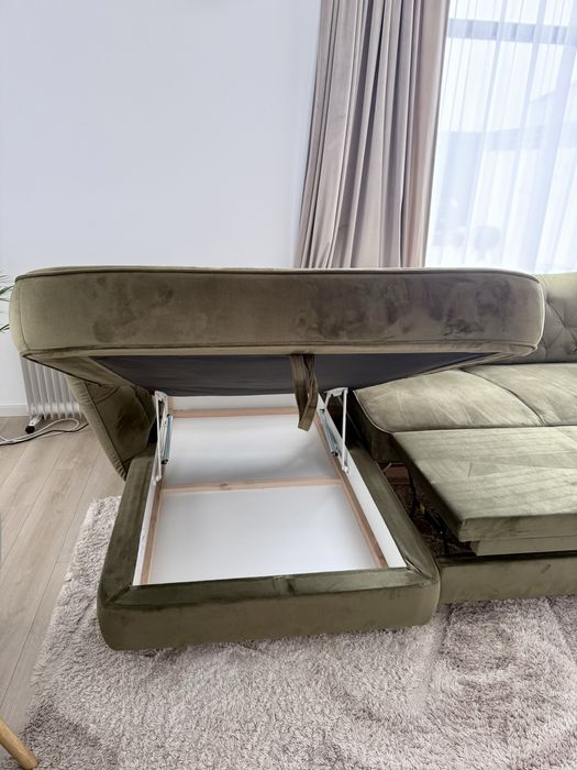 Canapea catifea verde, extensibila + lada depozitare