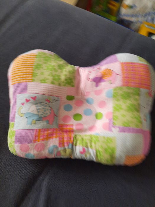 Продам подушку для новорожденных