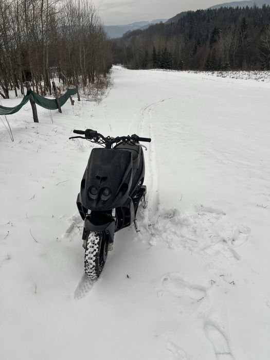 Scuter cu motor gy 6 125 cc