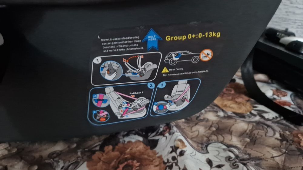 Cărucior bebeluși format din landou + scoică