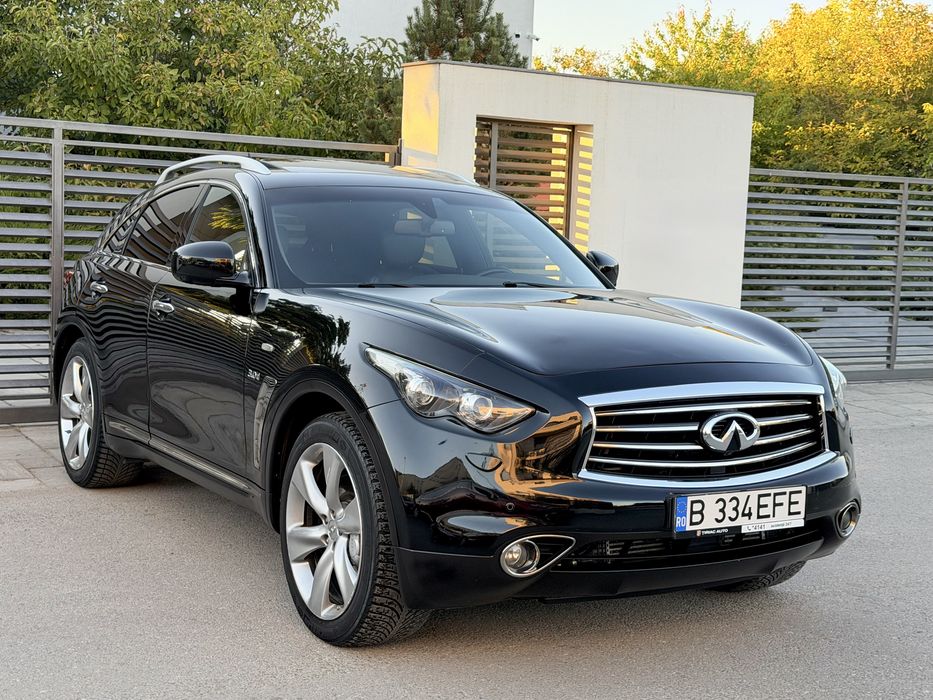Infiniti QX70 S 3.0d 238cp 4x4 Permanent Model Premium