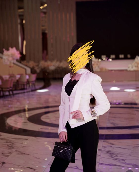 Продам пиджак белый