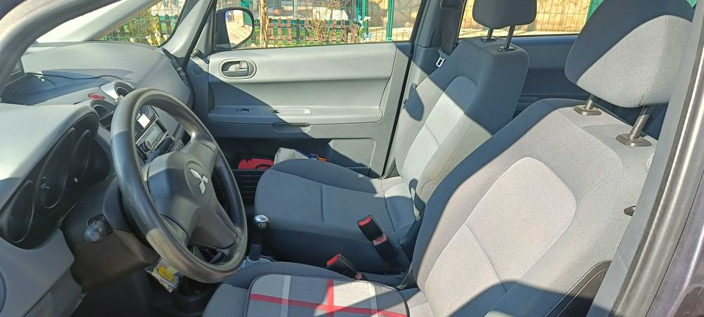Mitsubishi clot бензин