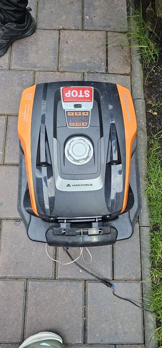 Robot iarba yardforce compact 400 ris