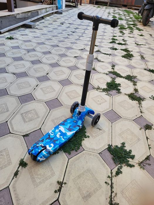 Продам детский самокат