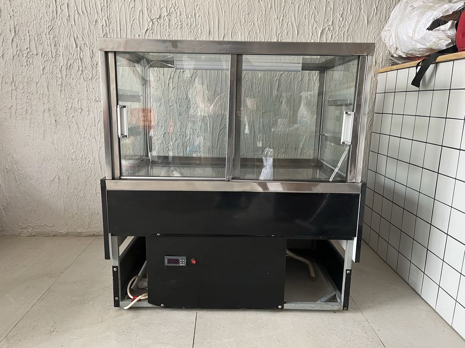 Продам холодильник