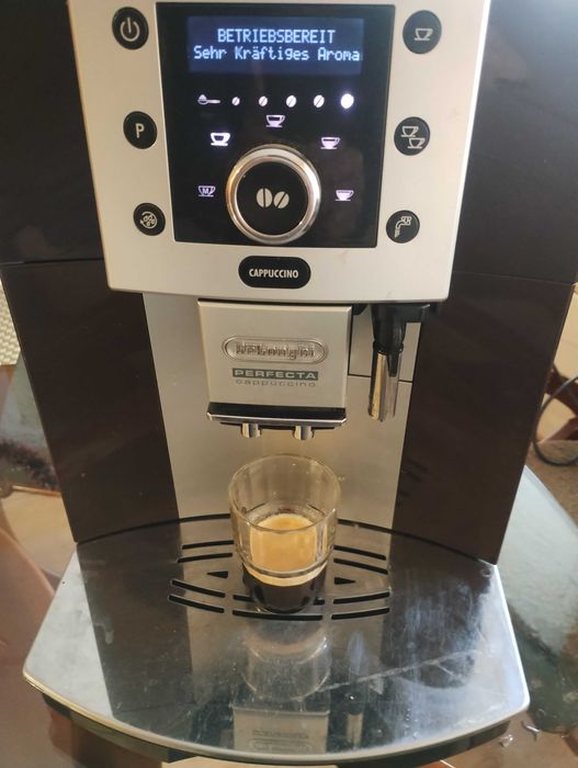 кафеавтомат Delonhi Perfekta ESAM 5550