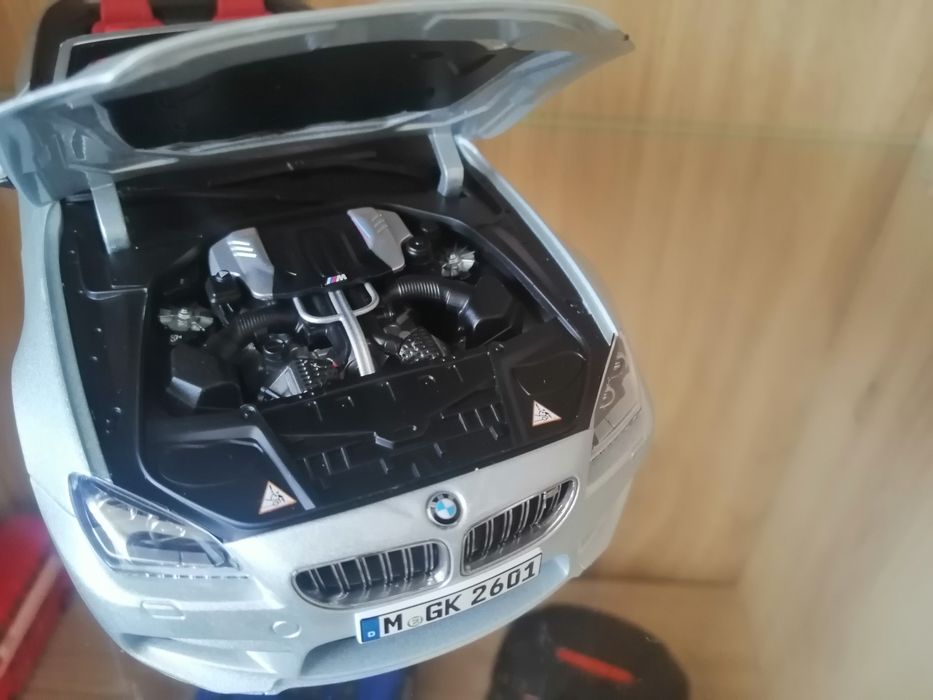 BMW M6, Paragon 1:18