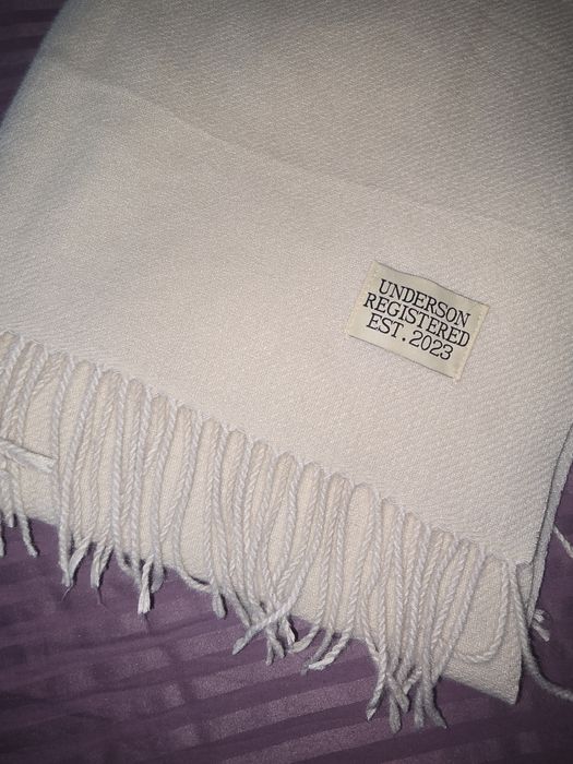 Дамски зимен шал и кожено яке