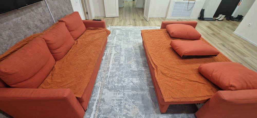 Диван Икеа в хорошем состоянии