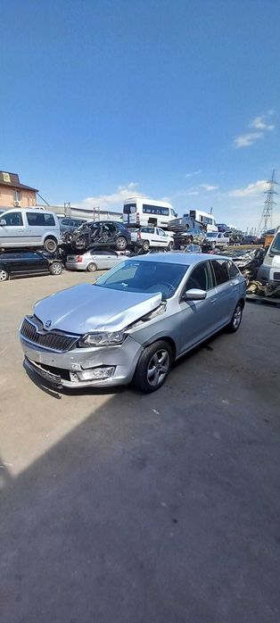 Skoda RAPID   1.6 tdi an 2015  Dezmembrez/Dezmembram