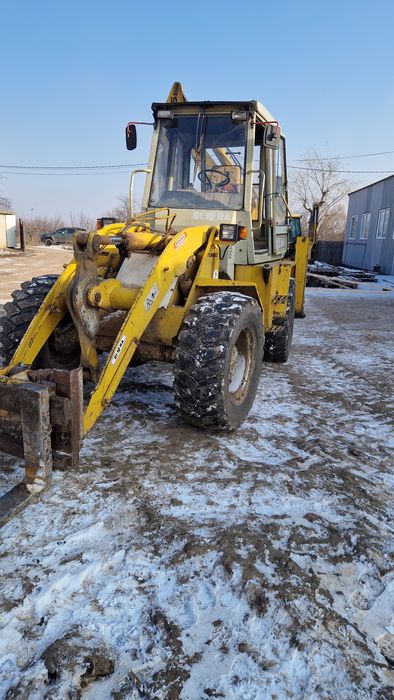 Vand buldoexcavator.